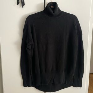 Theory cashmere sweater